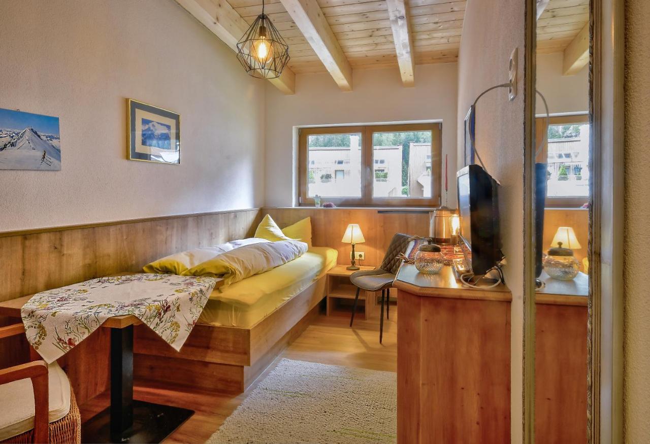 Gaestehaus Waltraud Längenfeld Екстериор снимка