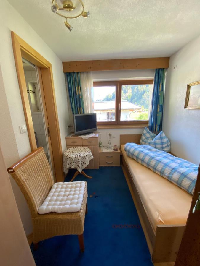 Gaestehaus Waltraud Längenfeld Екстериор снимка