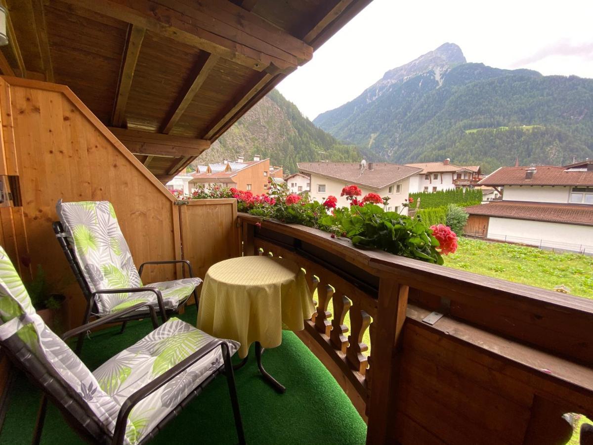 Gaestehaus Waltraud Längenfeld Екстериор снимка