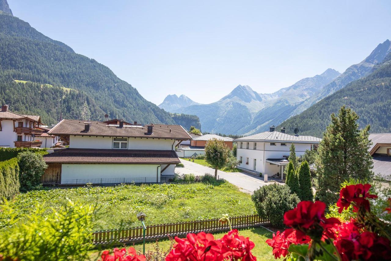 Gaestehaus Waltraud Längenfeld Екстериор снимка